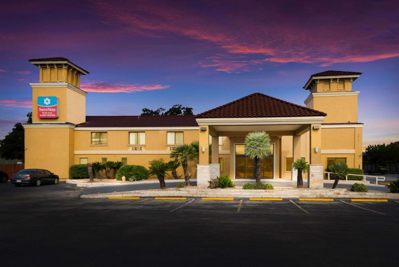 Surestay Plus Hotel By Best Western San Antonio North Exterior photo