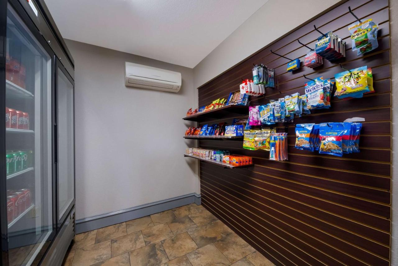 Surestay Plus Hotel By Best Western San Antonio North Exterior photo