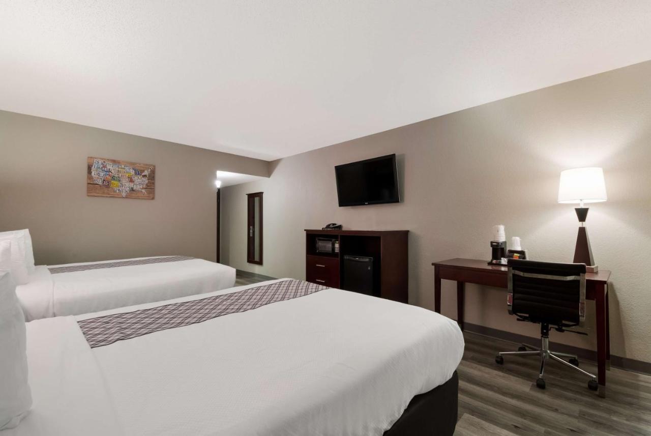 Surestay Plus Hotel By Best Western San Antonio North Exterior photo