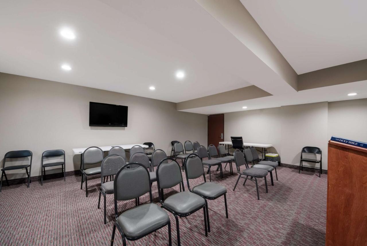 Surestay Plus Hotel By Best Western San Antonio North Exterior photo