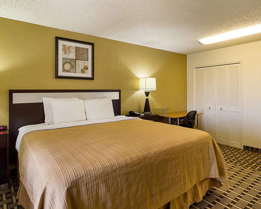 Surestay Plus Hotel By Best Western San Antonio North Room photo