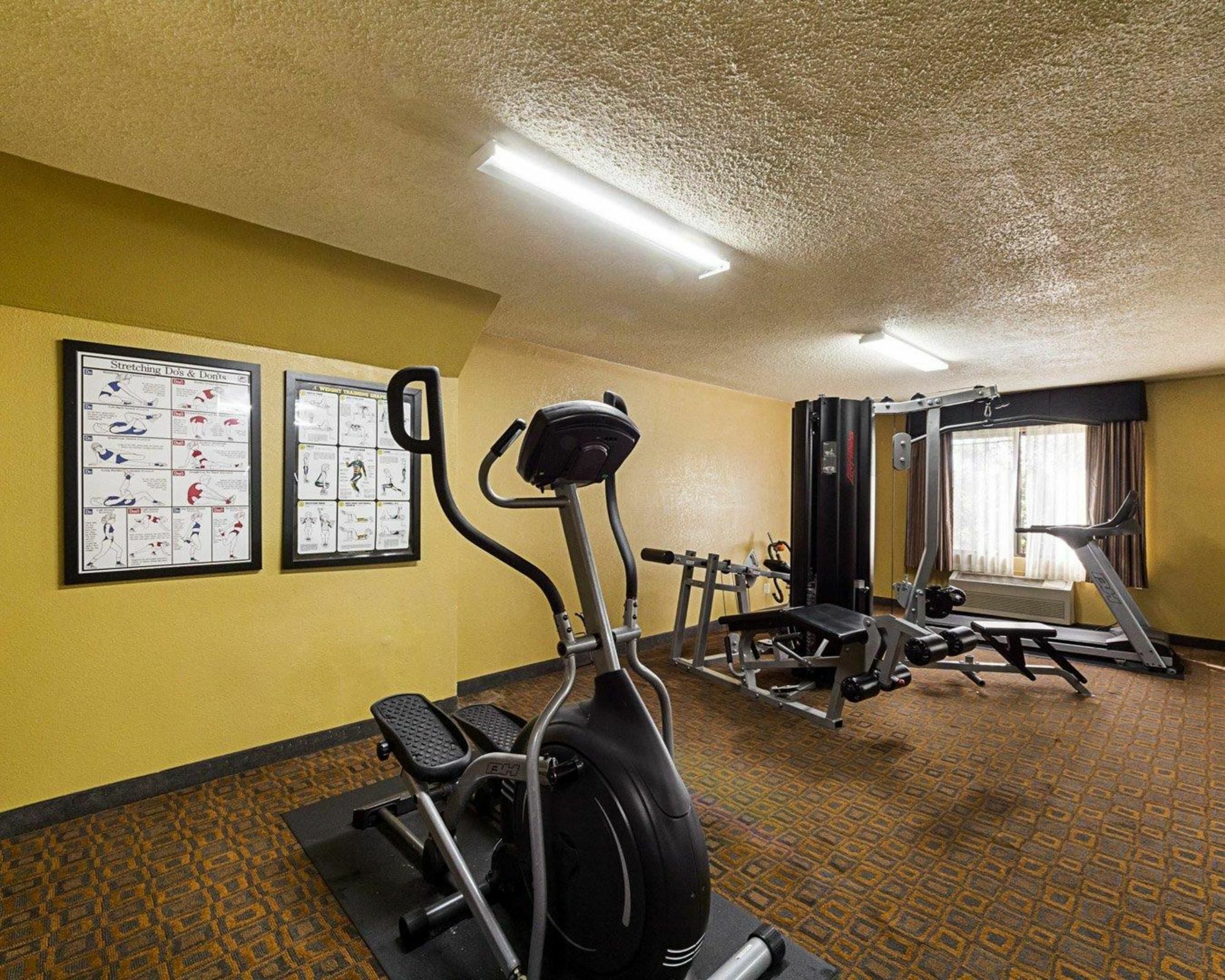 Surestay Plus Hotel By Best Western San Antonio North Exterior photo